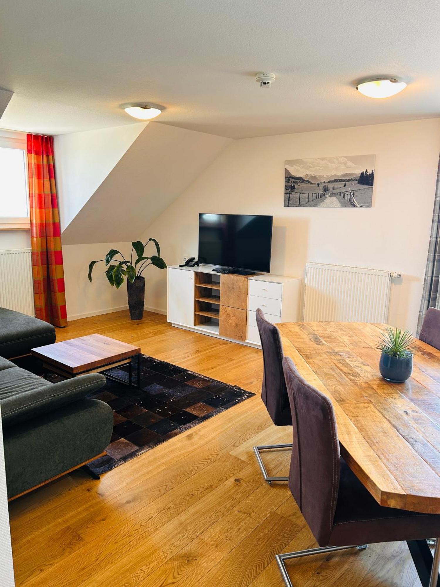 Landgasthof Deutsches Haus 3* Weilheim an der Teck